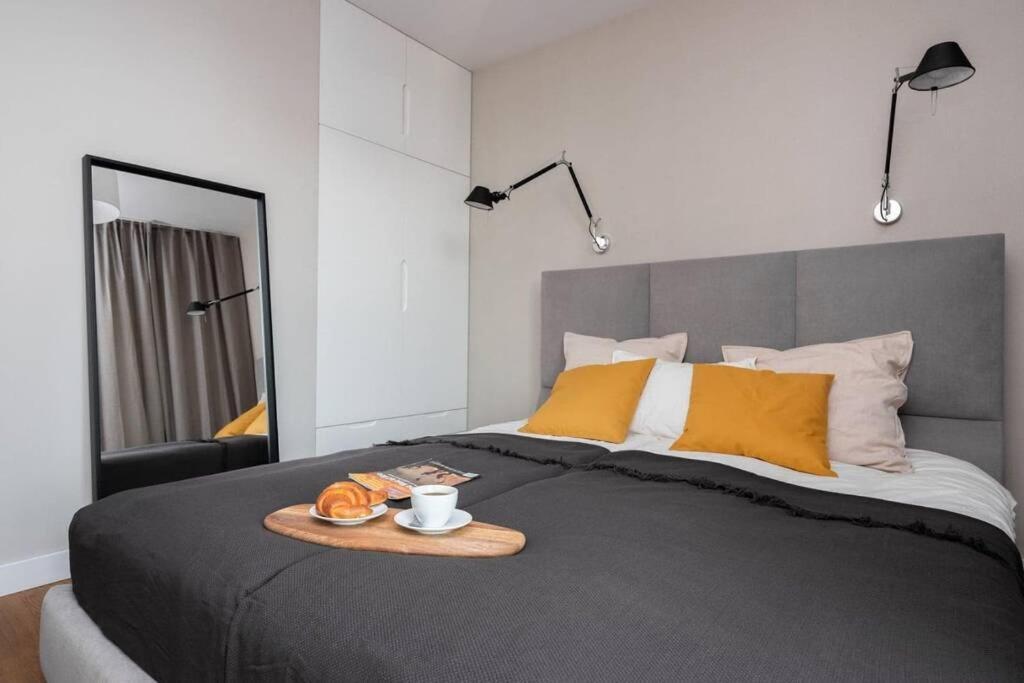 Stylish Apartment Luminis In Krakow'S Kazimierz ภายนอก รูปภาพ