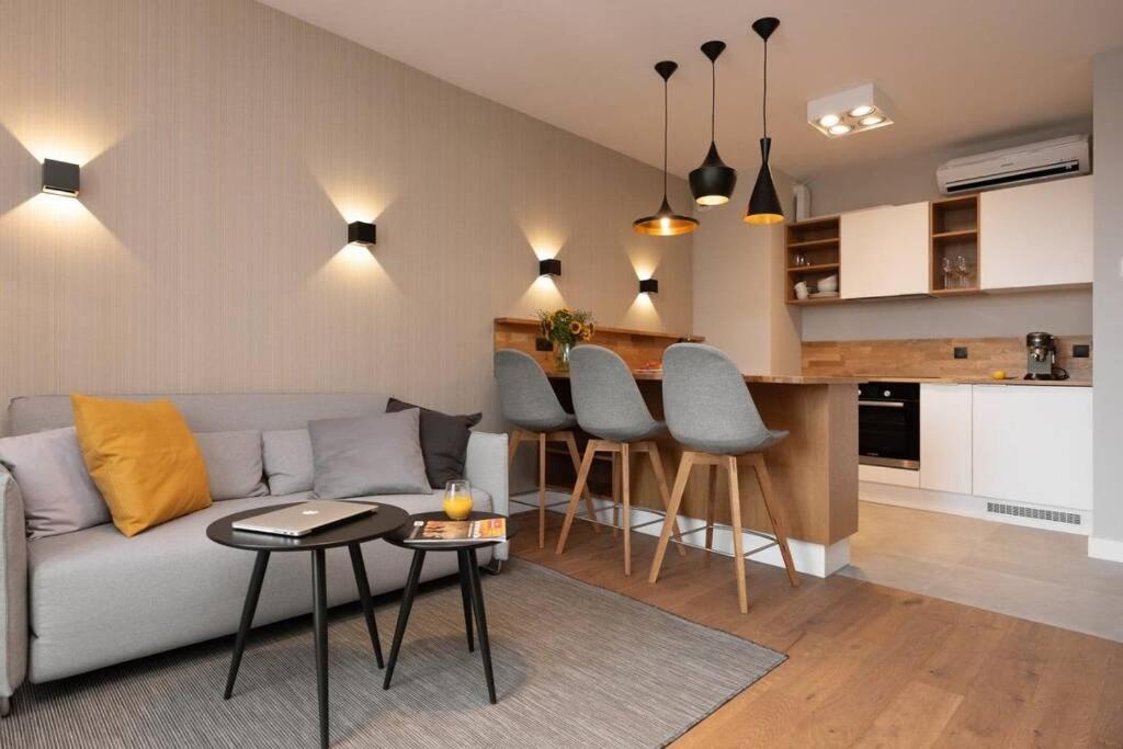 Stylish Apartment Luminis In Krakow'S Kazimierz ภายนอก รูปภาพ