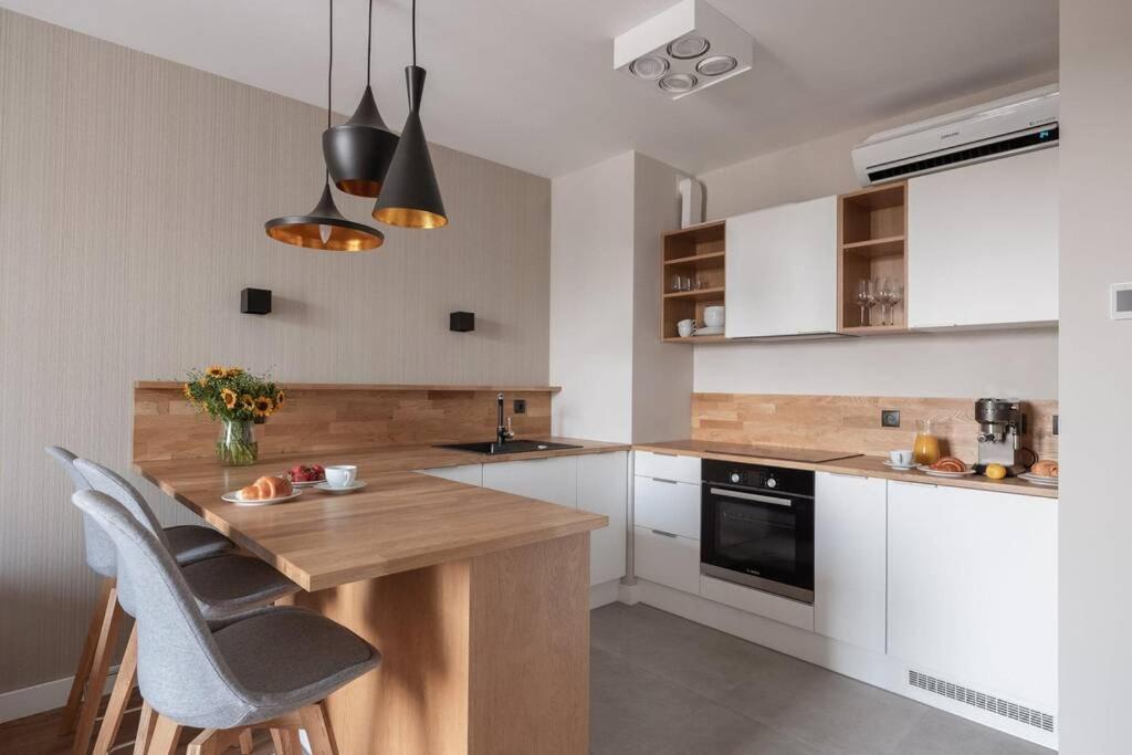 Stylish Apartment Luminis In Krakow'S Kazimierz ภายนอก รูปภาพ